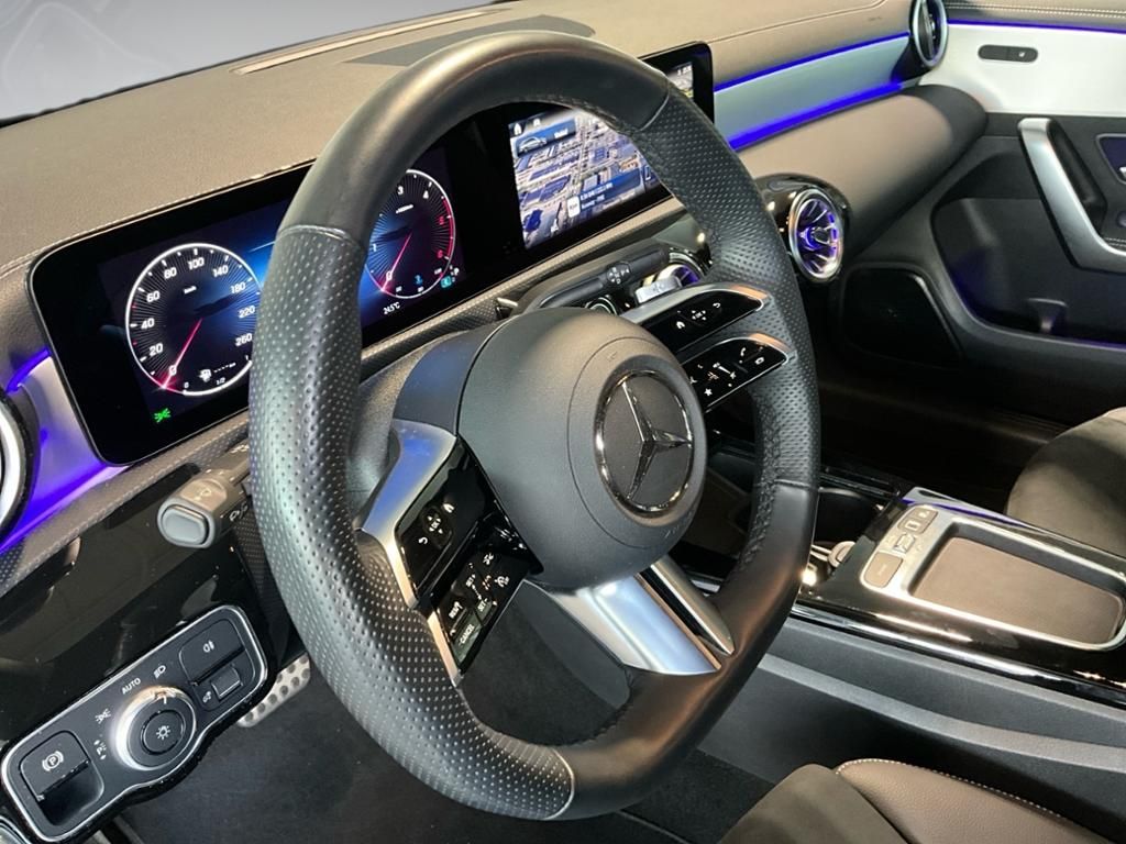 Mercedes-Benz CLA 220 d SB AMG-Line 360 AHK AUT Kam. KeyLess foto 5