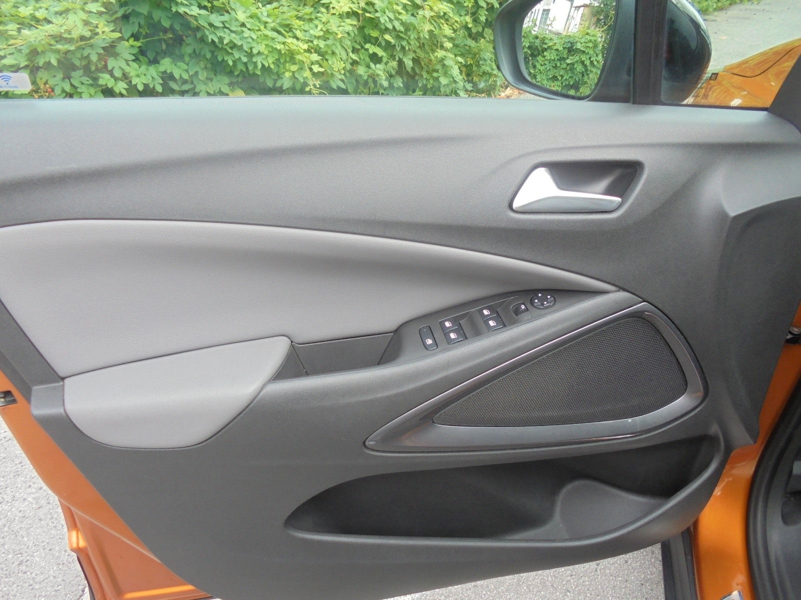 Fahrzeugabbildung Opel Crossland (X) Innovation Klima/Shz/Navi/2xPdc/