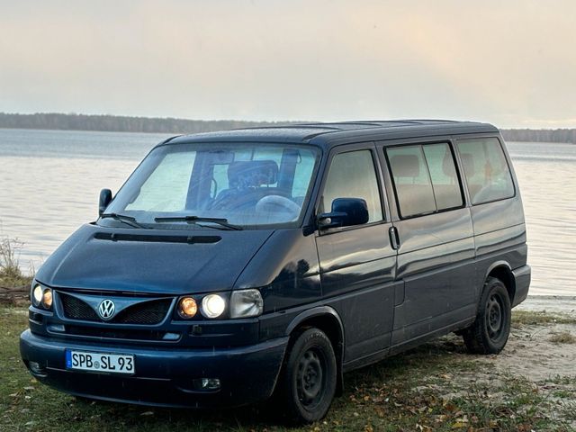 Volkswagen VW T4 Bulli // Multivan 2.5TDI Bett+Tisch ...