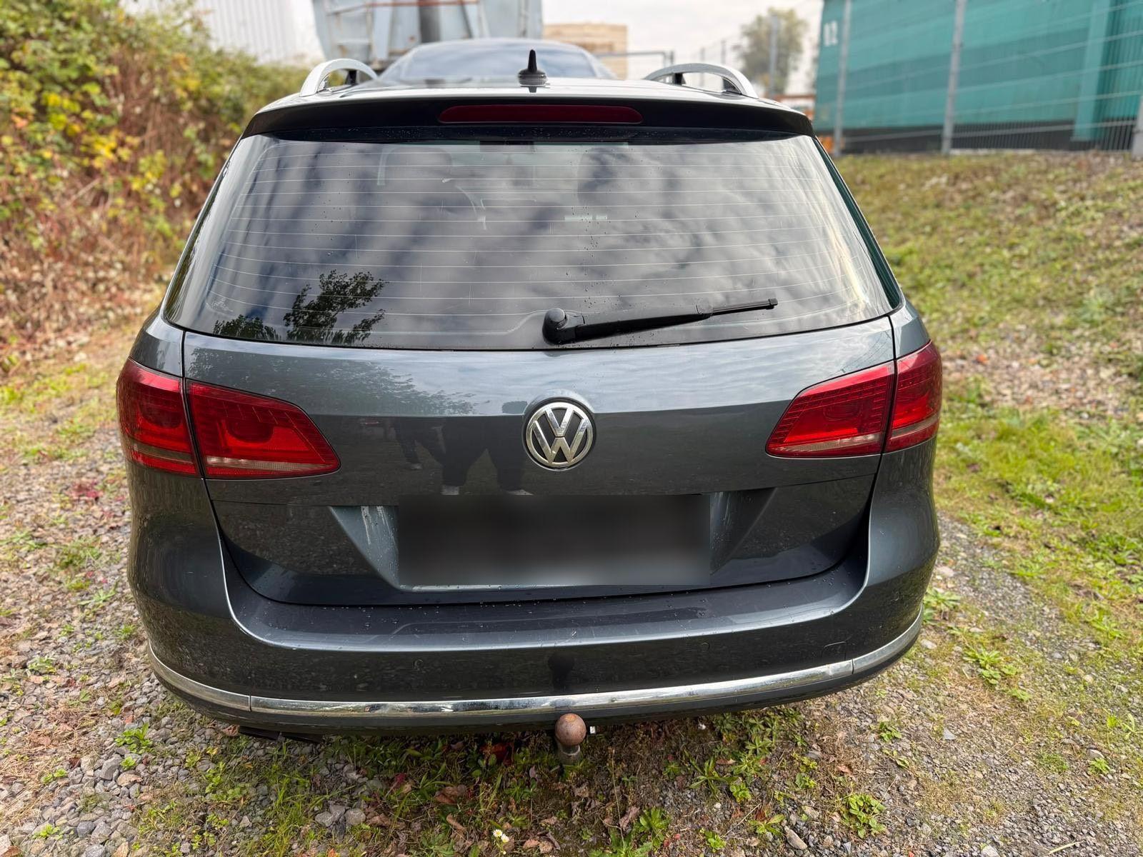 Volkswagen Passat 2013 — photo 7
