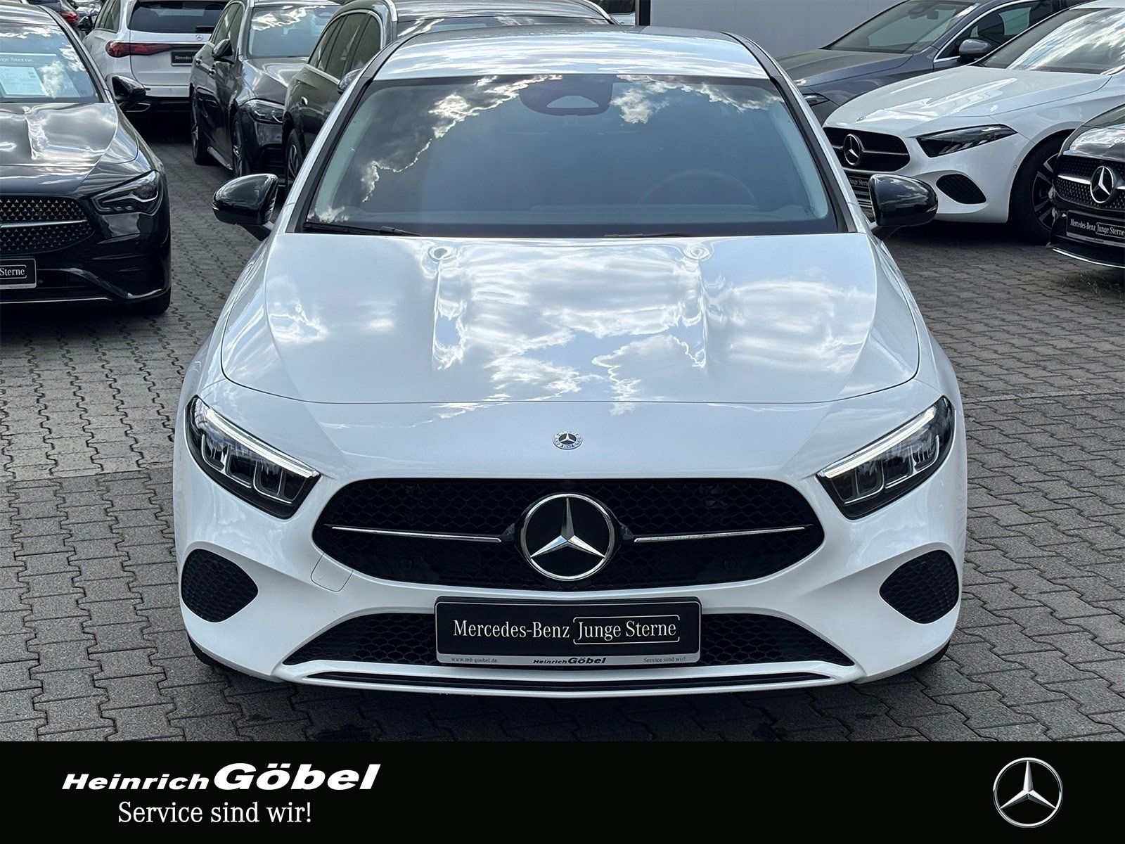 Fahrzeugabbildung Mercedes-Benz A 180 L PROGRESSIVE*APPLE-CARPLAY*KAMERA*NIGHTP*