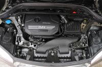 BMW X1 18 i *NAVI/SHZ/START-STOP/PDC*