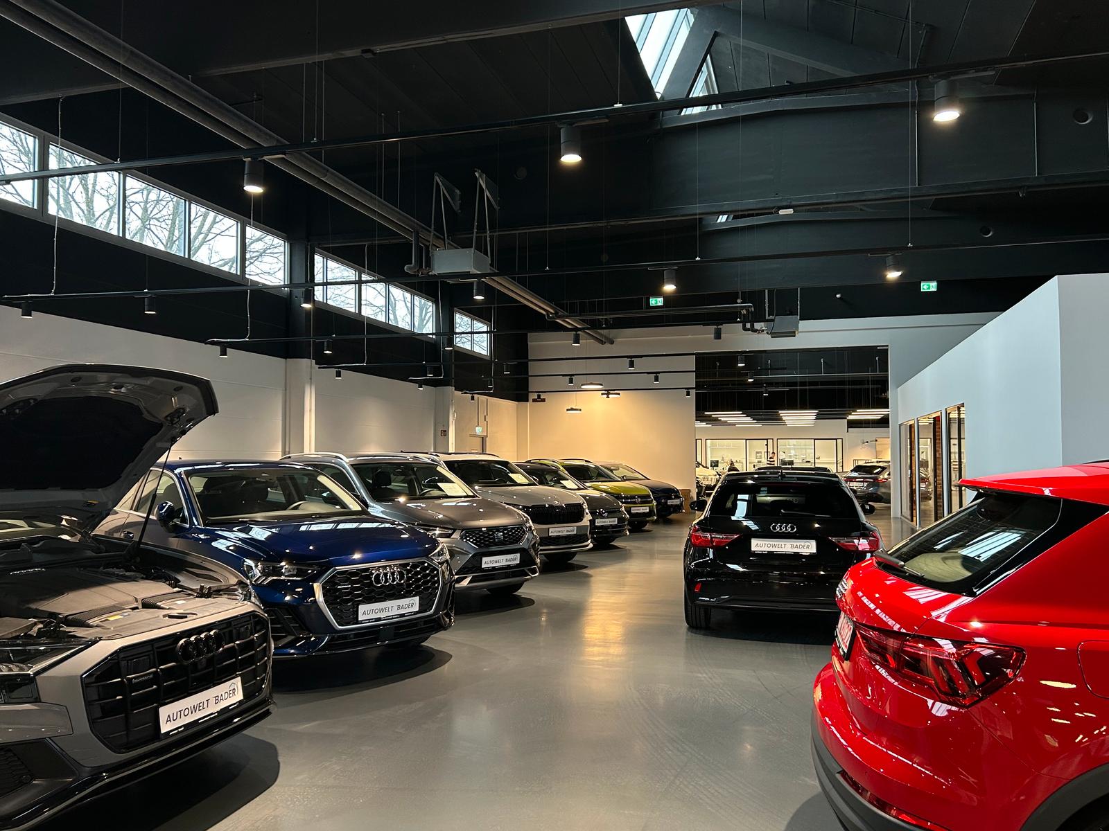 showroom-image-top