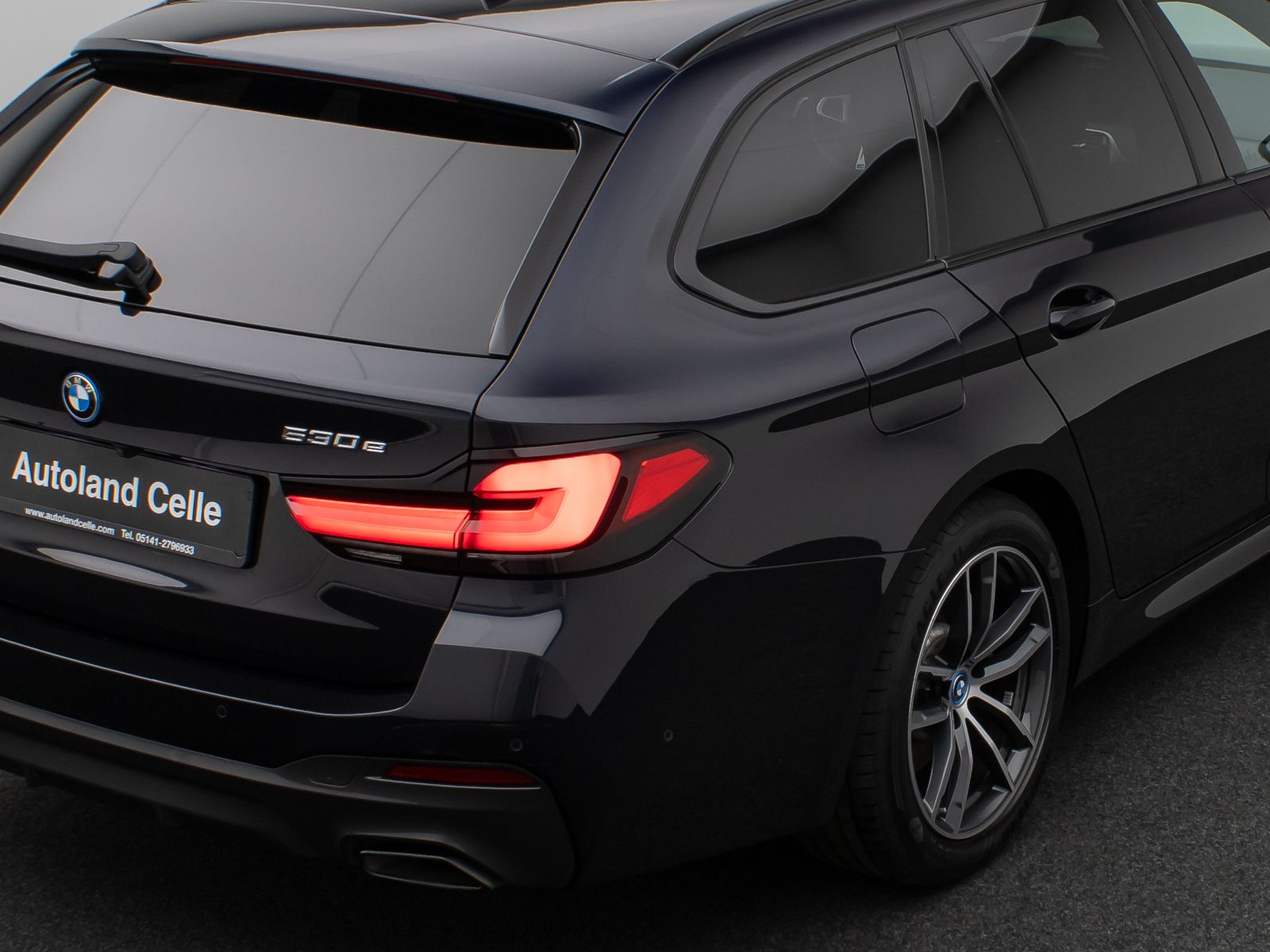 Fahrzeugabbildung BMW 530e xD M Sport Laser 360°HUD DAB H/K ACC Komfor