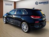 Hyundai i30 1.4 Passion - Hyundai i30 Passion mit Benzin-Antrieb
