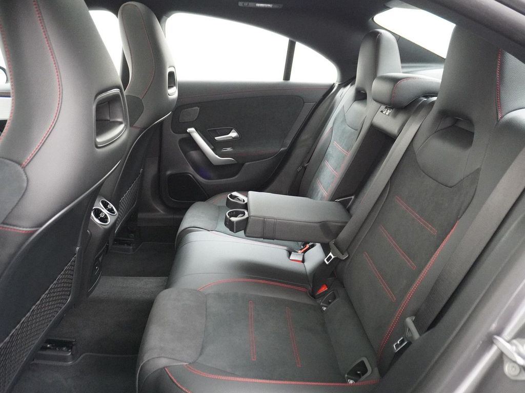 Mercedes-Benz CLA 250 e AMG Premium Plus | Panorama - Schiebed