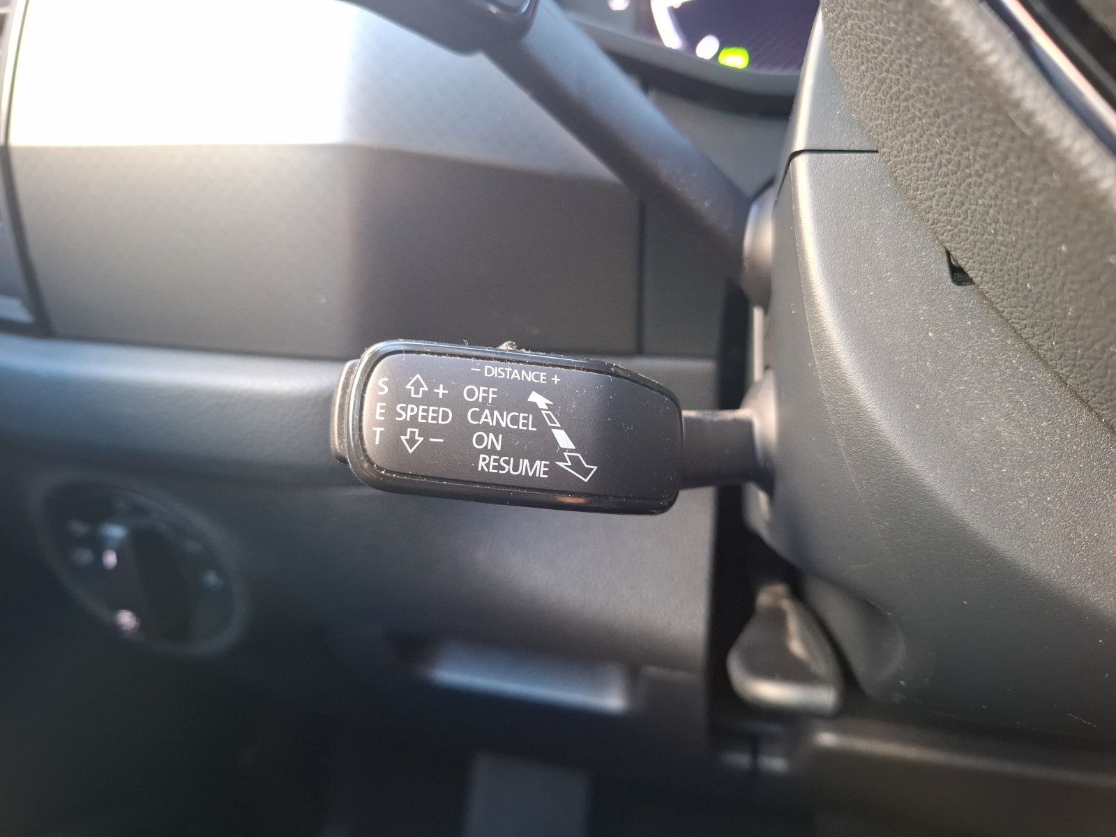 Fahrzeugabbildung SKODA Kodiaq TSI Clever DSG Matrix AHK Navi ACC RFK SH