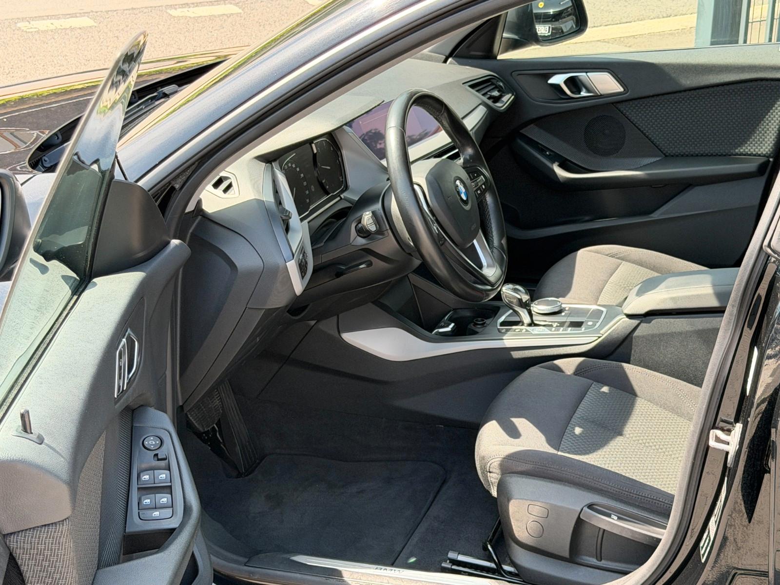 BMW 216 Gran Coupé Aut. 2 Hand - LED - ///