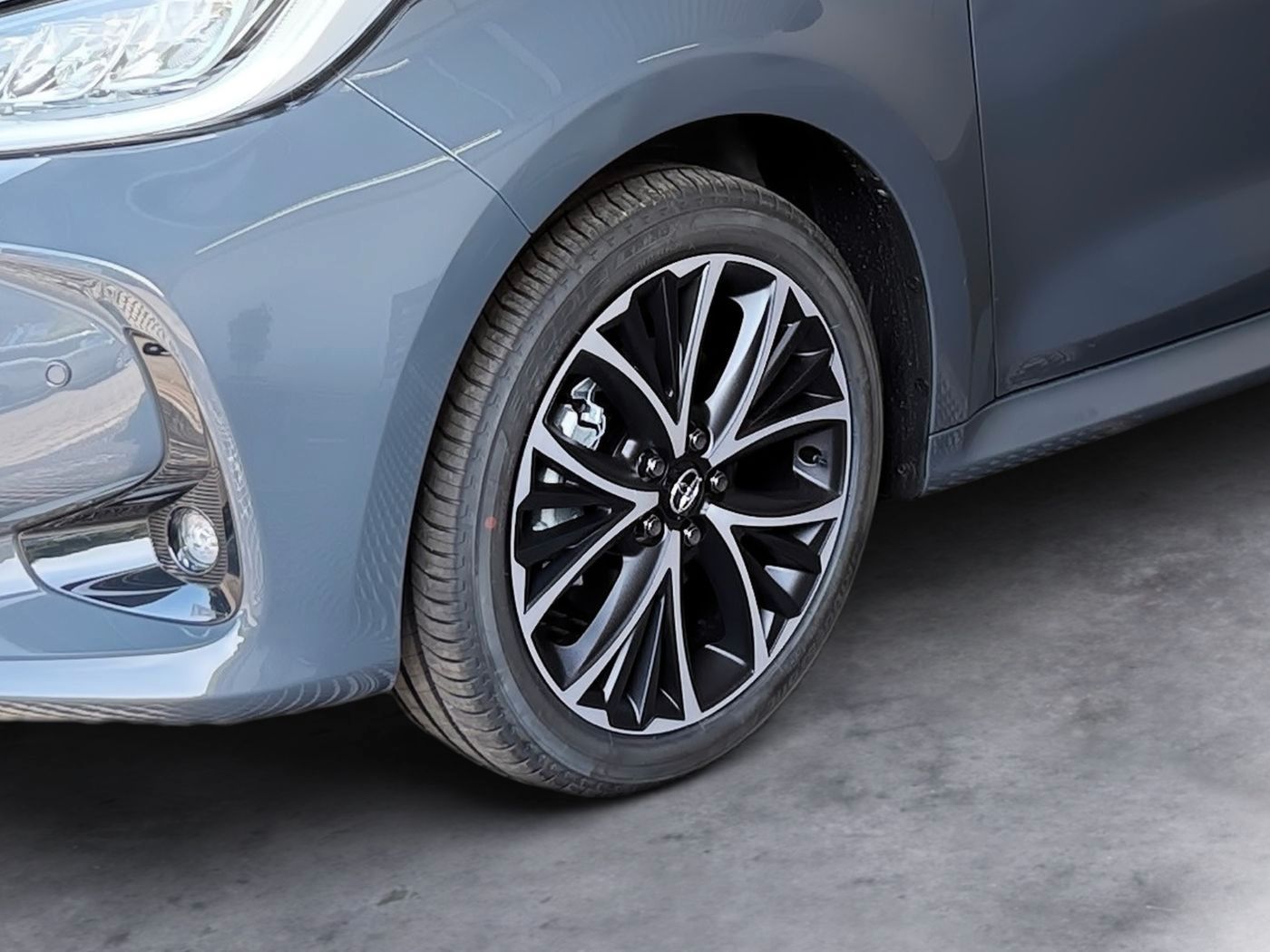Fahrzeugabbildung Toyota Yaris 1.5 Teamplayer Kamera,LED,Matrix,ACC,PDC