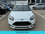 Ford Focus Lim. ST - 2.0 Benzin - Ford Focus aus 2013: ST
