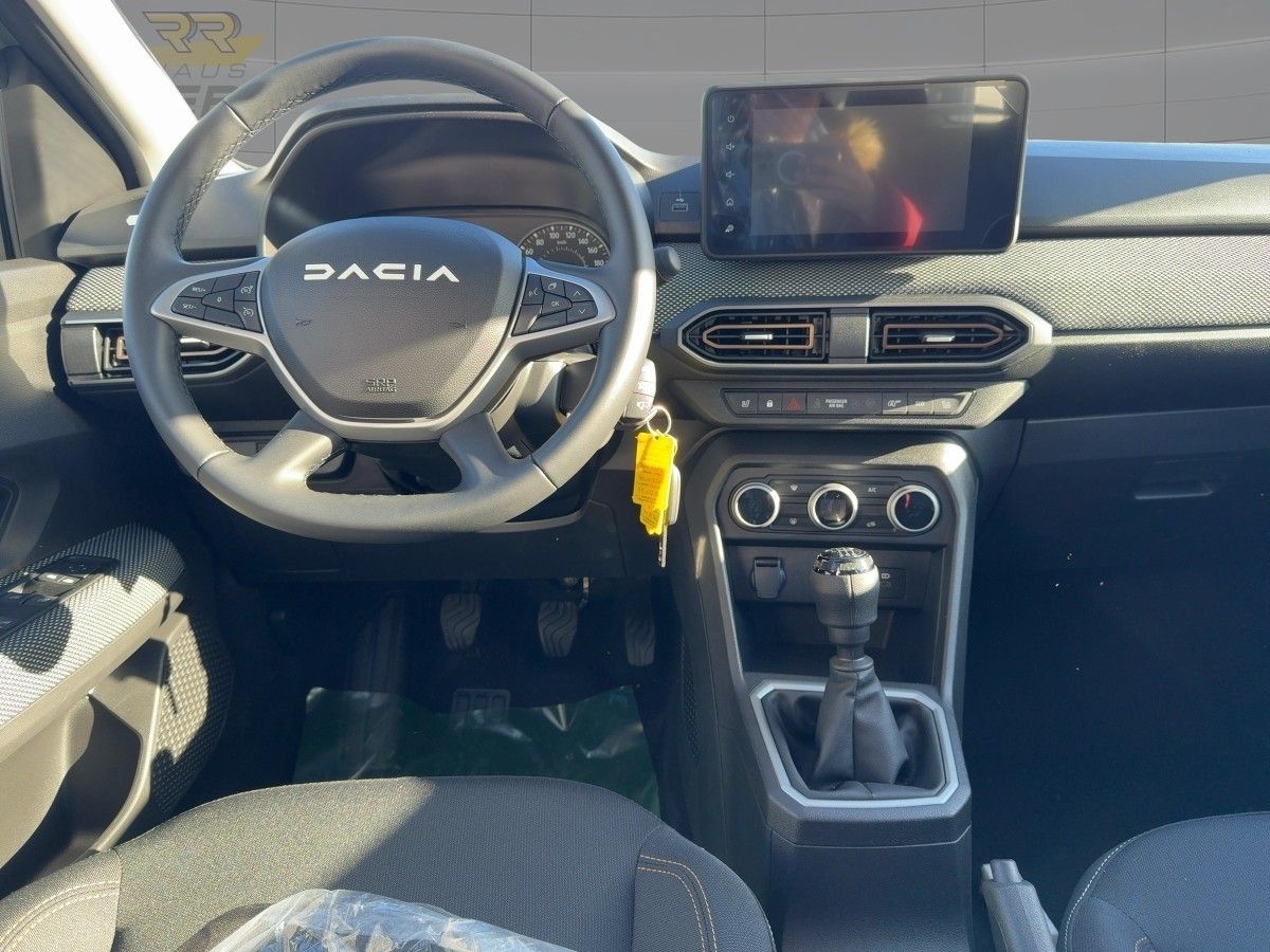 Fahrzeugabbildung Dacia Sandero III Stepway Expression
