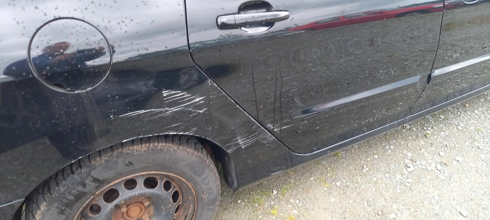Peugeot 308 2014 — photo 11