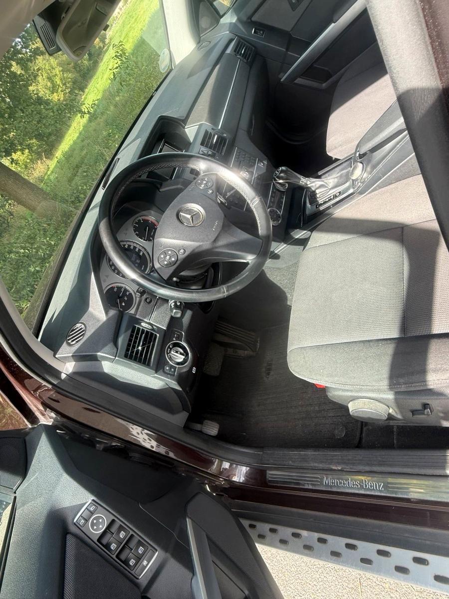 Mercedes-Benz GLK220 2011 — photo 8