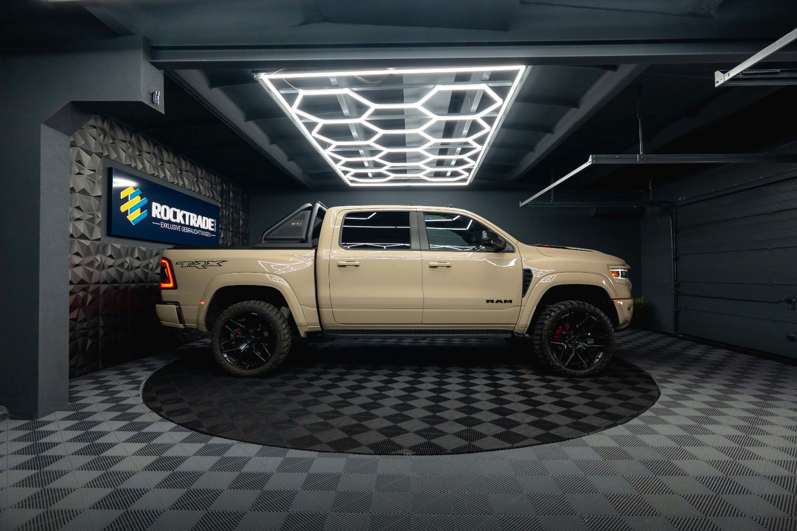 Fahrzeugabbildung Dodge RAM 6.4 V8 TRX SuperCharged 880PS *24 Zoll*Pano*