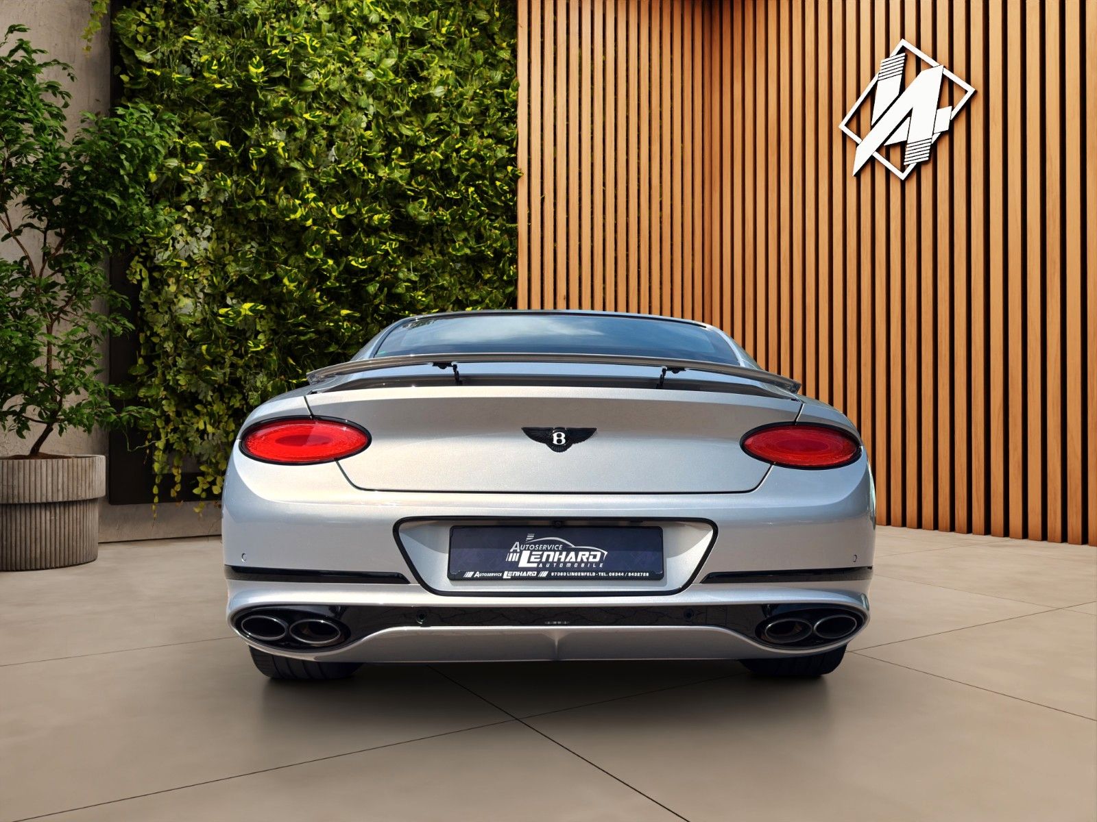 Fahrzeugabbildung Bentley 4.0*V8*Mulliner*Blackline*22"*HuD*ACC*Night Vis*