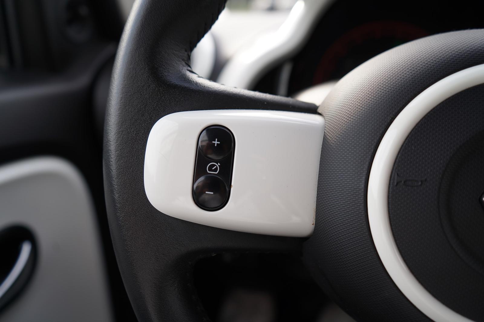 Renault Twingo 1.0 Limited Klima Bluetooth Touchscreen