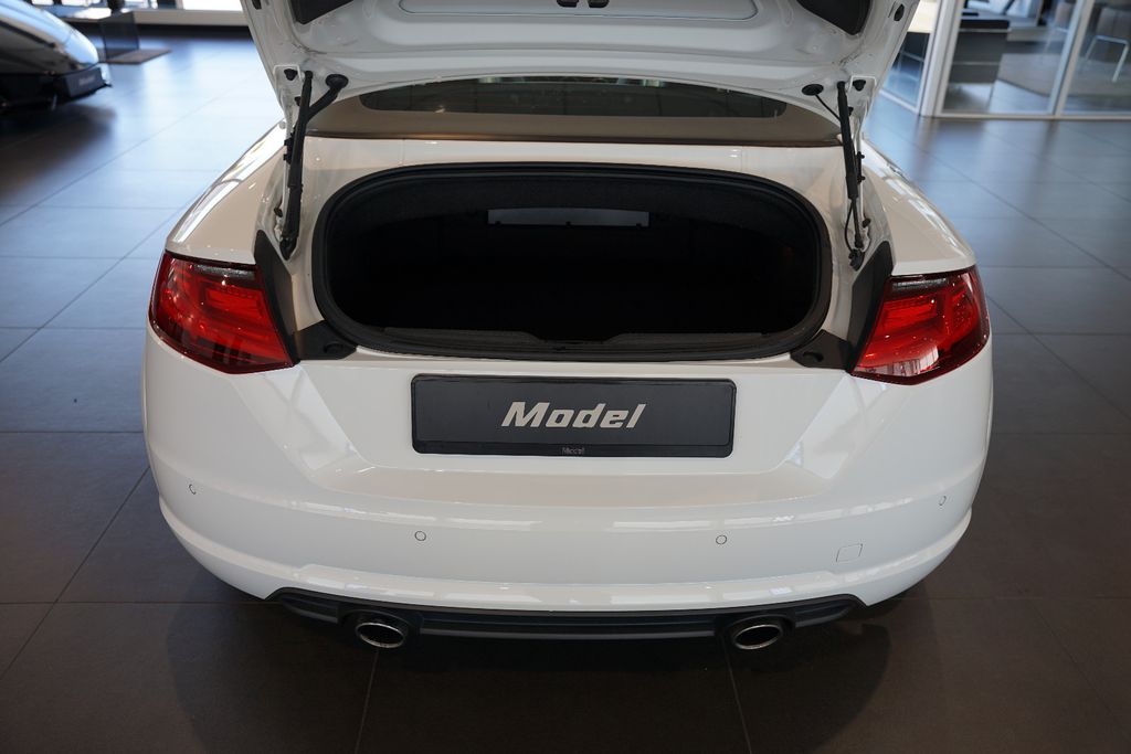 AUDI TT Roadster 1.8 TFSI | MMI | Xenon | Alcantara AUDI TT Roadster 1.8 TFSI | MMI | Xenon | Alcantara