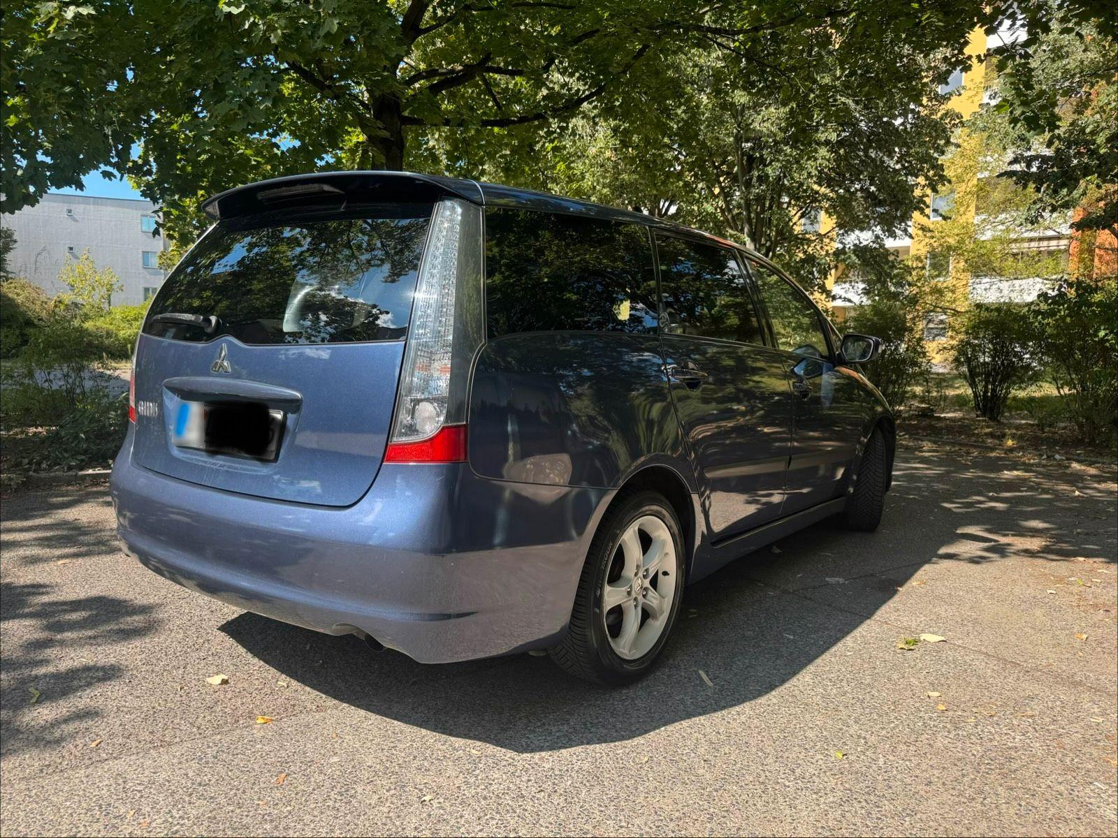 Mitsubishi Grandis 2005 — engine 165 HP (121kW)