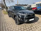 Toyota Hilux 2.8 Invincible DoubleCab MY2025 *sofort* - schwarze Toyota Hilux