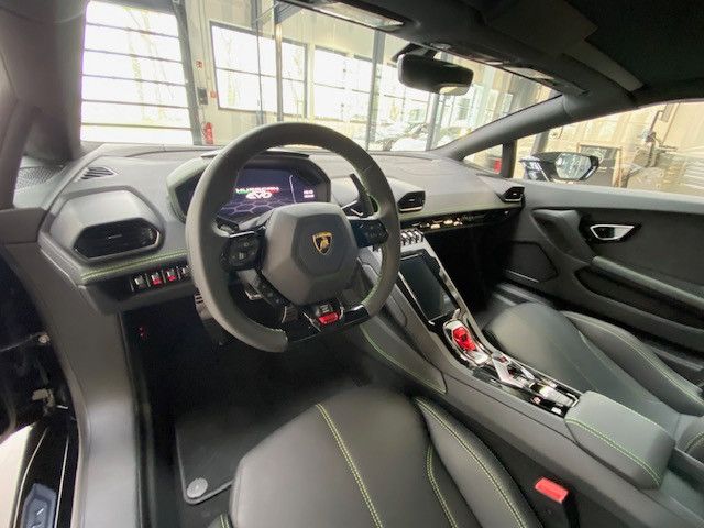 Fahrzeugabbildung Lamborghini Huracán EVO Spider*LIFT*DAB*PDC*CAM*MIETKAUF