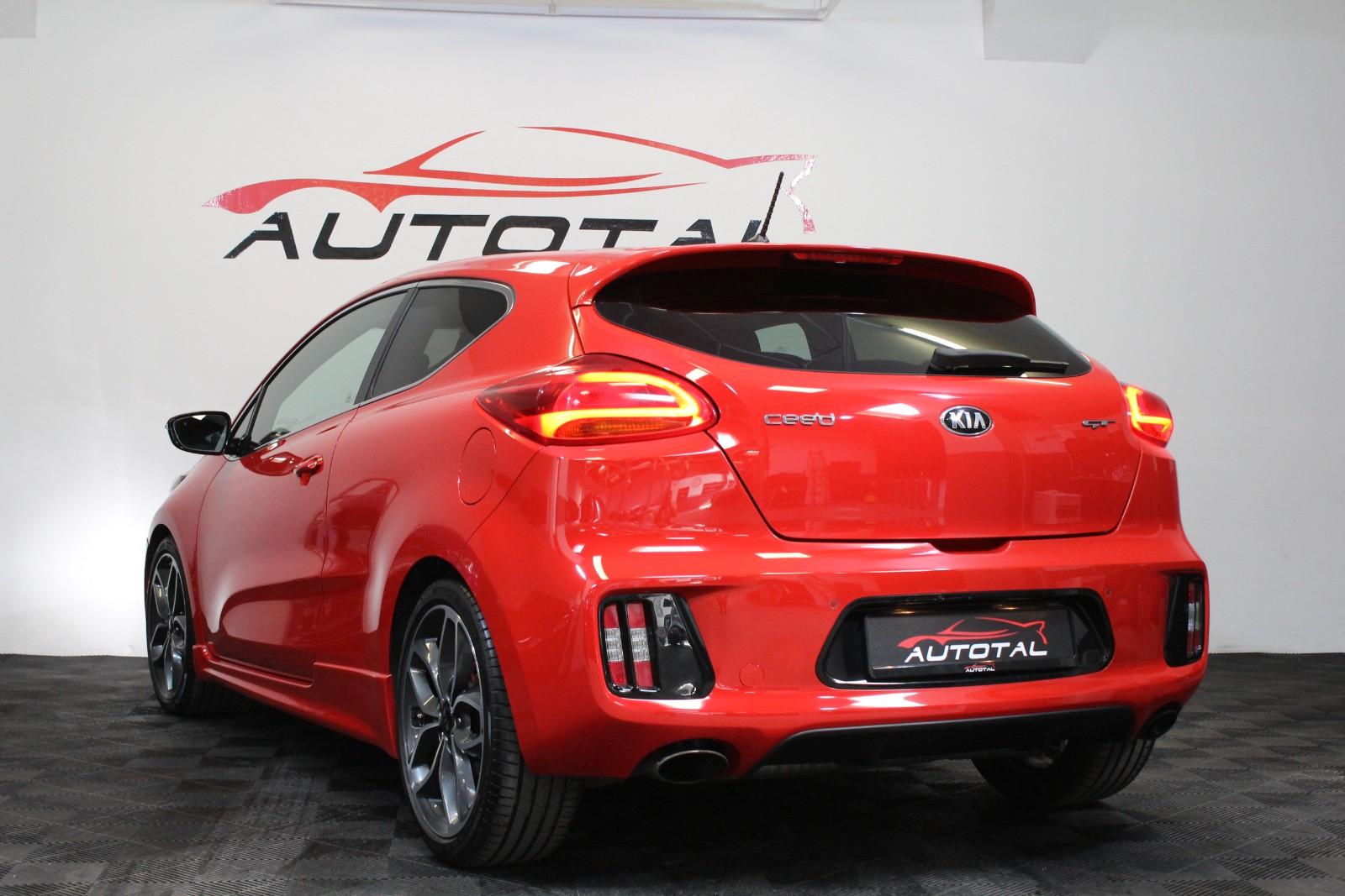 Kia pro cee'd cee'd / GT*204 PS*LED*Scheckheft*