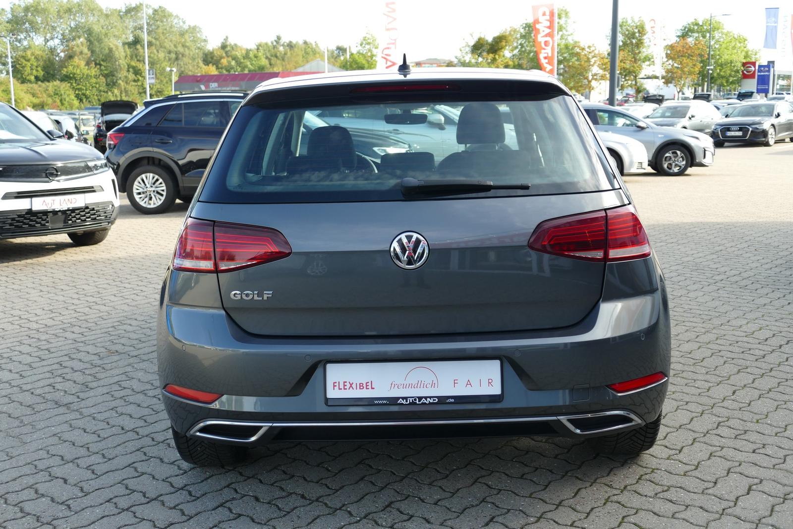 Volkswagen Golf VII 1.4 TSI Highline R-Line LED App Connect