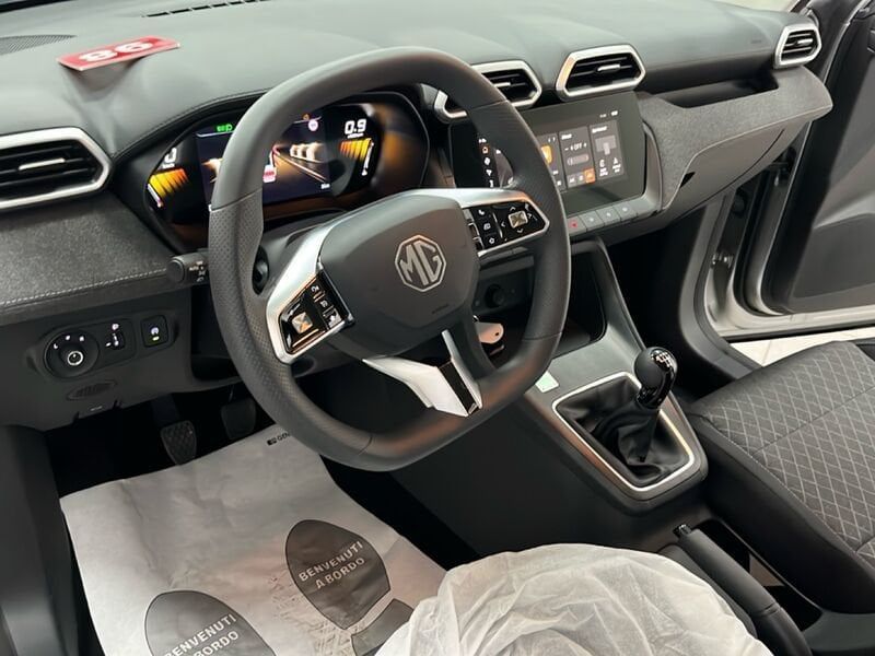 MG ZS