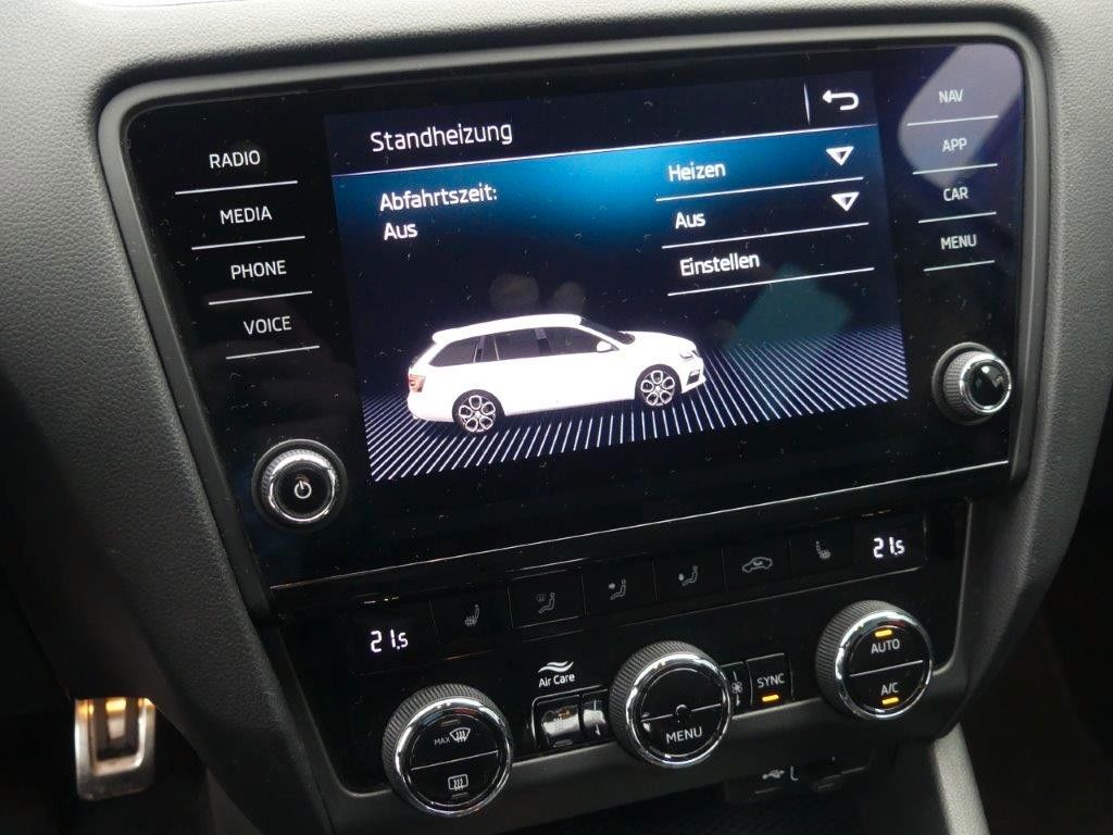 Fahrzeugabbildung SKODA Octavia Combi 2.0 TSI DSG RS *STANDHZG*KAMERA*