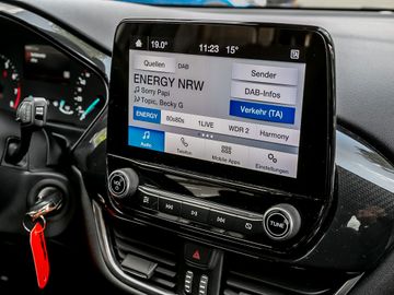 Ford Puma 1.0 Titanium Design Fernlicht-Assistent