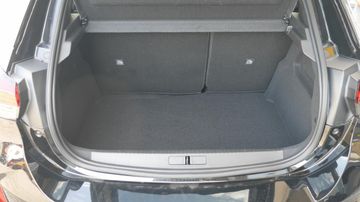 Bild 6 Opel CORSA F e GS