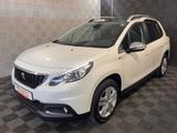Peugeot 2008*STYLE*PANO-R.KAM-TEMPO-LED-SHZ-TOUCH-PDC - Peugeot in Nürnberg