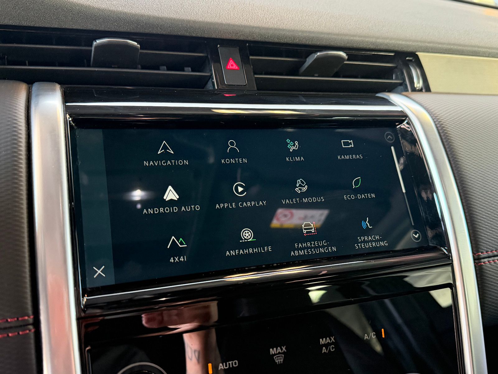 Fahrzeugabbildung Land Rover Discovery Sport R-Dynamic /MERIDIAN/CARPLAY/KAM