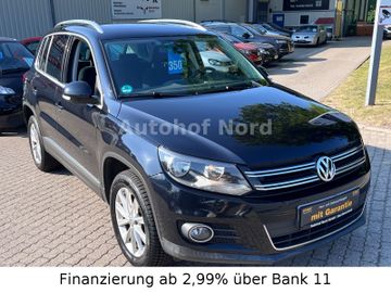 Volkswagen Tiguan - 1