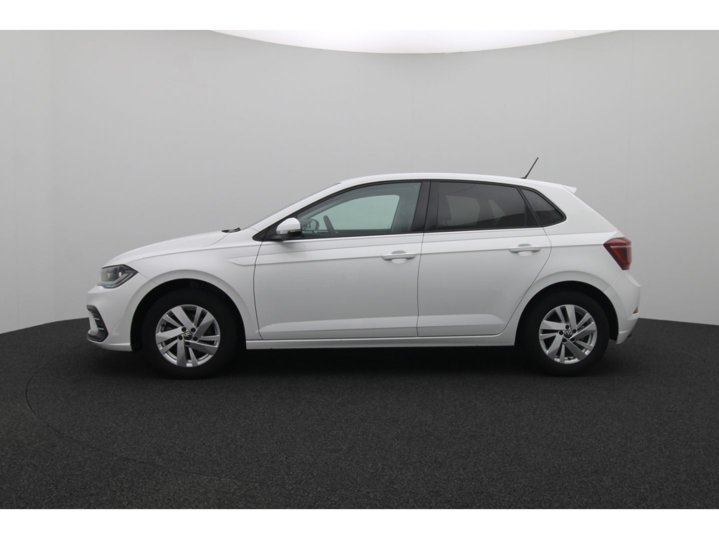Fahrzeugabbildung Volkswagen Polo VI Style ACC Digi Cockpit LED Apple Carplay