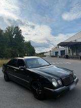 Mercedes-Benz Mercedes Benz E430 V8 W210 Avantgarde taus... - Mercedes-Benz E 430 in Bielefeld