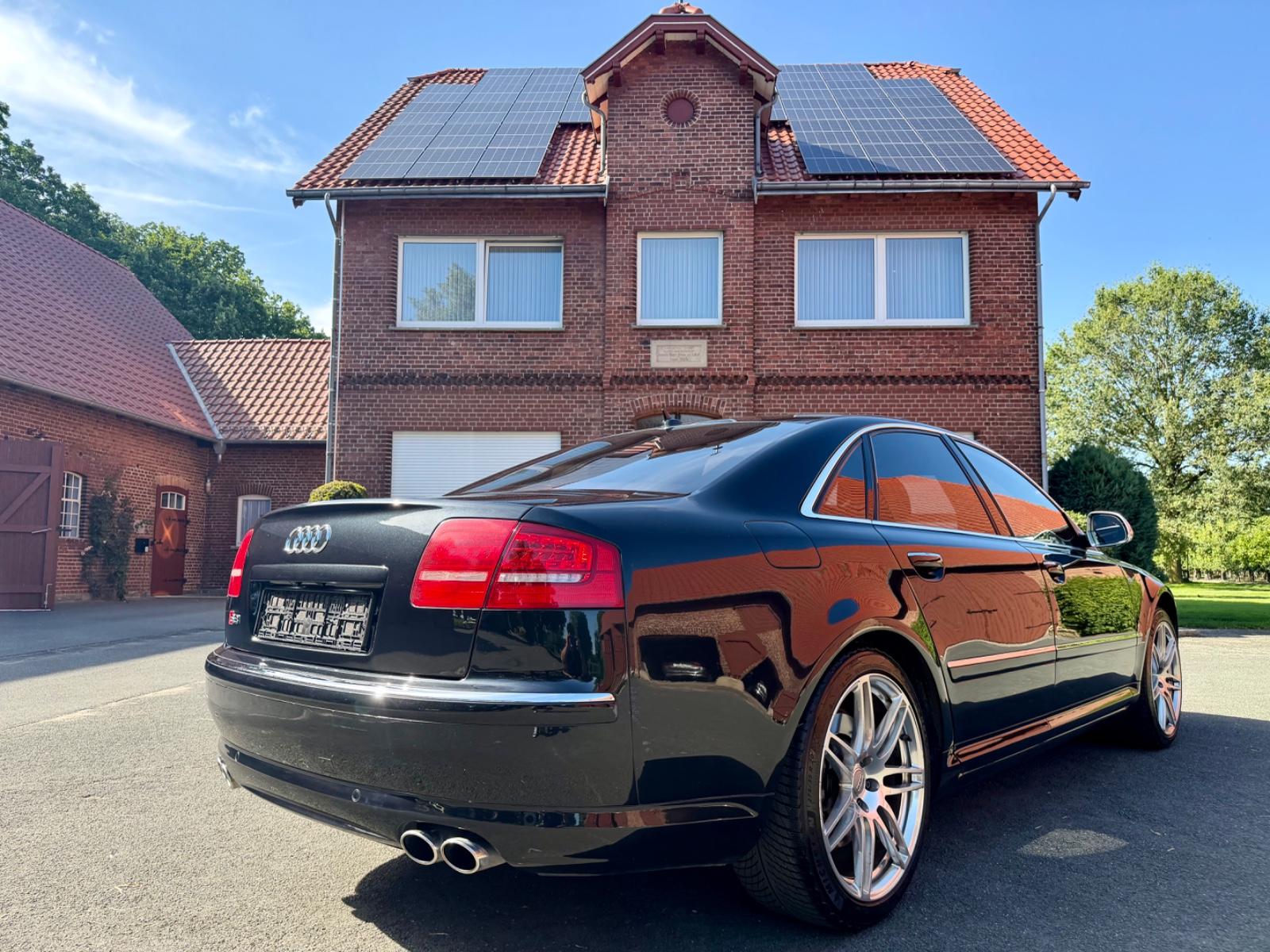 AUDI S8 5.2 QUATTRO V10 450ch - BVA - BANG & OLUFSEN - TOIT PANORAMIQUE - CAMÉRA DE RECUL - JANTES 20"