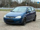 Opel Corsa C  1.4 Twinport Klimaauto Radio - Opel Corsa aus 2006: 1.4
