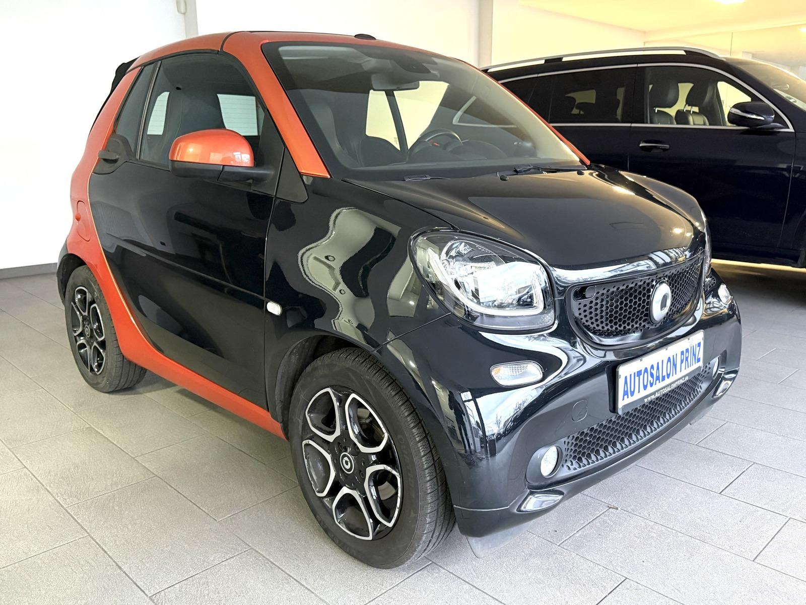 Smart fortwo Cabrio AUTOM NAVI KLIMA LEDER PDC SitHZ