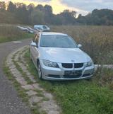 BMW 318i Touring  Sehr gepflegt, Top Zust... - BMW 318 aus 2006: Kombi