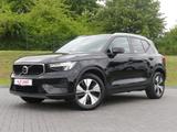 Volvo XC40 2.0 M-Hybrid Core LED Navi ACC Kamera USB - Volvo: Us