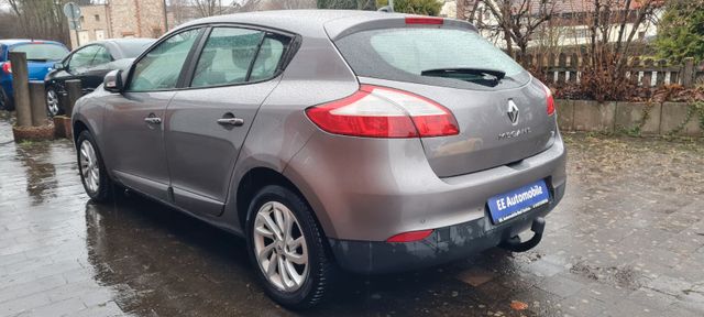 Renault Megane III Lim. 5-trg. Paris*Motor Probleme* Bild 3