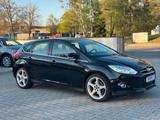 Ford Focus 1,6 Titanium - Ford Focus aus 2011: Limousine