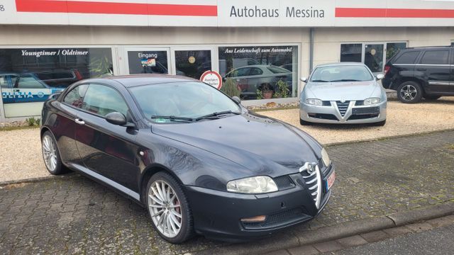 Alfa Romeo GT 3.2 V6 24V Distinctive