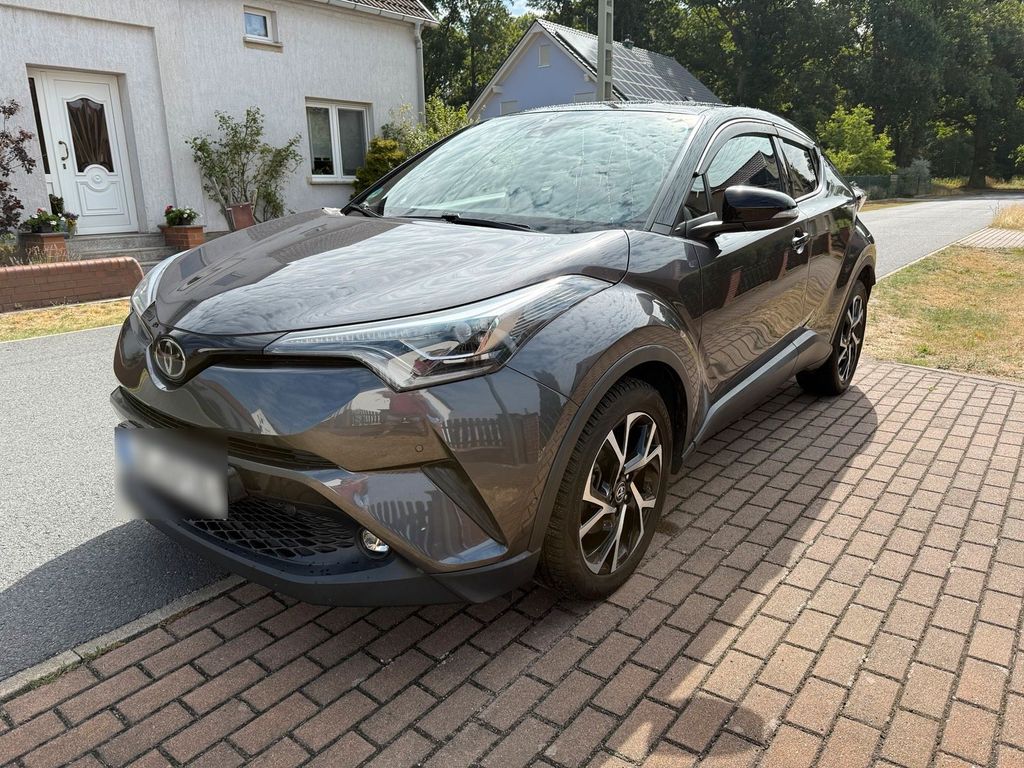 Image of Toyota C-HR