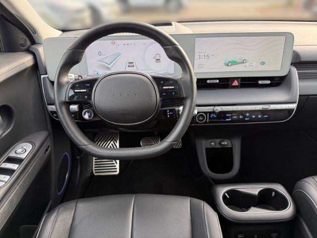 Fahrzeugabbildung Hyundai IONIQ 5 Uniq Elektro 4WD +KLIMA+LED+SHZ+NAVI+UVM