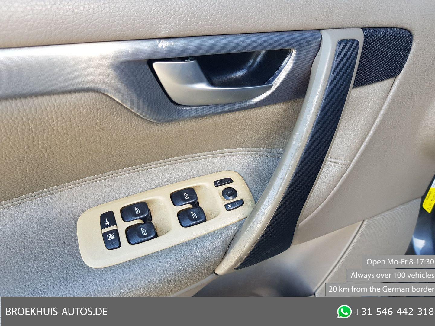 Volvo V70 2006 — photo 22