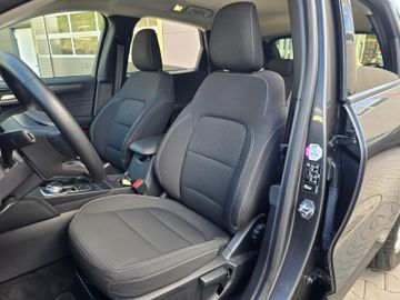 Ford Kuga - 11
