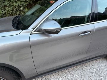 Alfa-Romeo Stelvio - 5