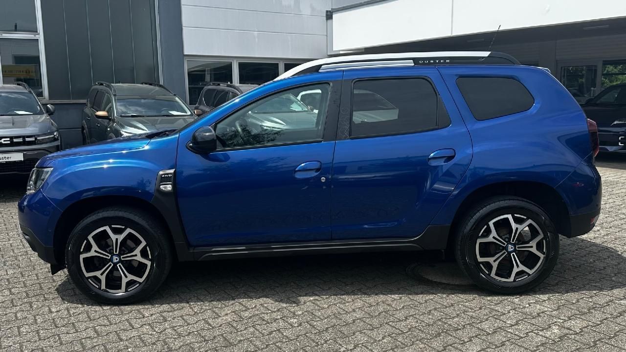 Fahrzeugabbildung Dacia Duster Celebration 4WD TCe 150 Allrad