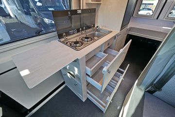 Fahrzeugabbildung Tourne Tourne 6.4 BLACK EDITION | LAGER